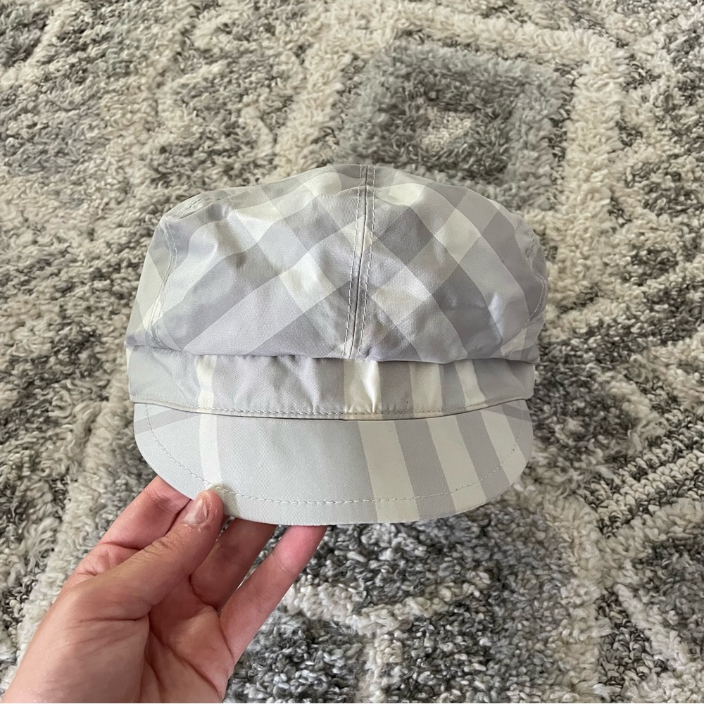 Burberry hat